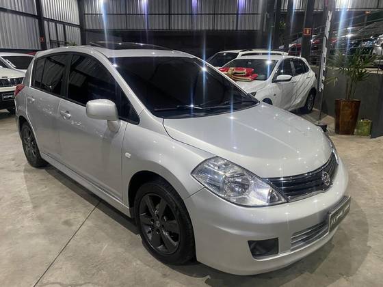 NISSAN TIIDA 1.8 SL 16V FLEX 4P AUTOMÁTICO